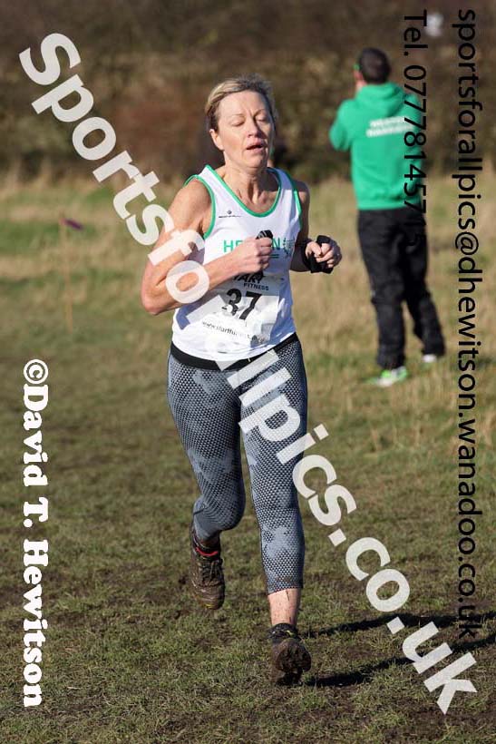 Womens masters and mens over-65s North Eastern Masters, Wallsend. Photo: David T. Hewitson/Sports for All Pics